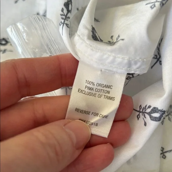 Garnet Hill Signature Organic Pima Cotton Navy Block Print Shirt in Size 8 - Picture 7 of 7